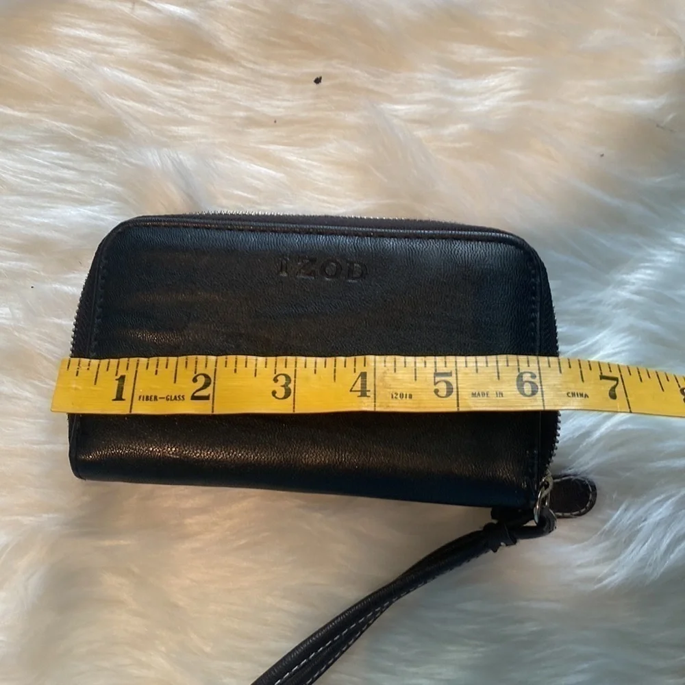 Izod black leather